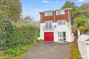 Photo 13- click for photo gallery